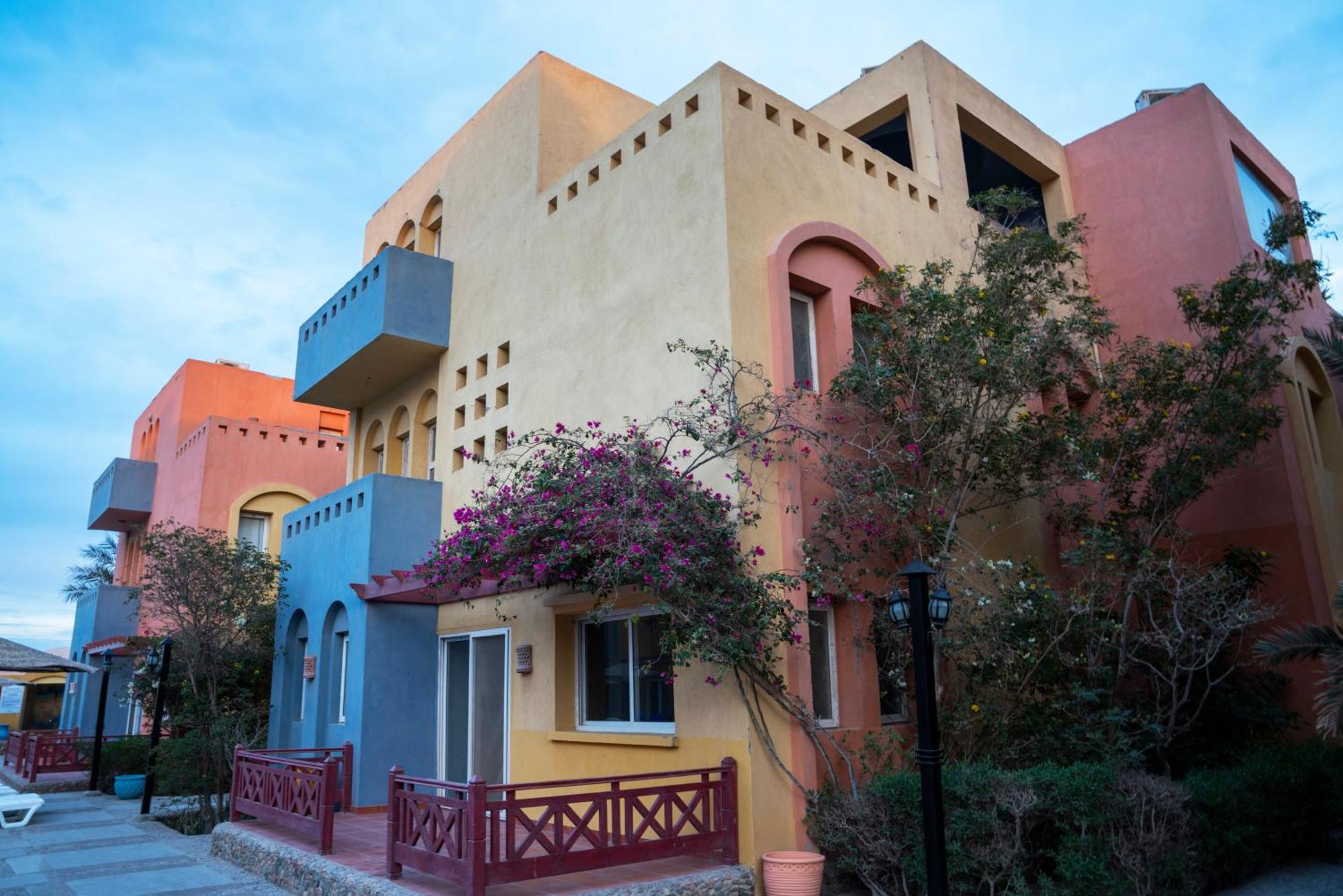 Al Dora Residence Suites Hurghada Bagian luar foto